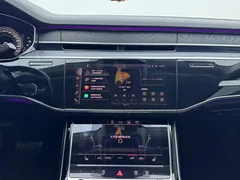 2021 Audi A8L 50 TFSI quattro, чёрный — фото 13
