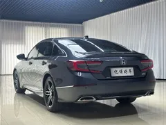 2022 Honda Accord 260TURBO Luxury — фото 9