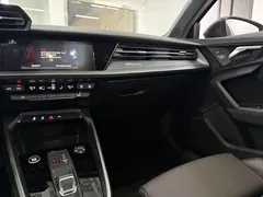 2021 Audi A3L Limousine 35 TFSI — фото 18