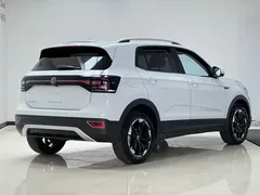 2021 Volkswagen Tacqua 1.5L AT, белый — фото 4
