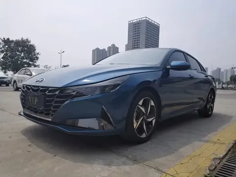 2021 Hyundai Elantra 1.5L CVT LUX Premium