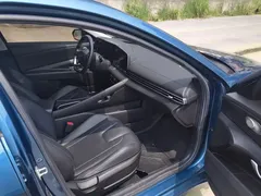 2021 Hyundai Elantra 1.5L CVT LUX Premium, синий — фото 11