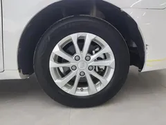 2021 Geely Emgrand 1.5L CVT, белый — фото 6