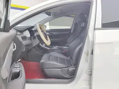 2021 Geely Emgrand 1.5L CVT, белый — фото 9