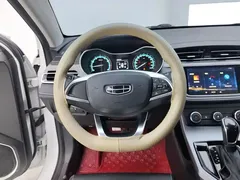 2021 Geely Emgrand 1.5L CVT, белый — фото 15