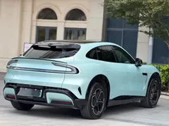 2025 Xiaomi YU7, синий — фото 9