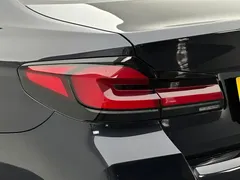 2021 BMW 5 Series 5 530Li M, чёрный — фото 32
