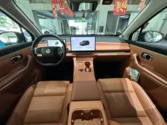 2024 Leapmotor C16 200 Premium — фото 17