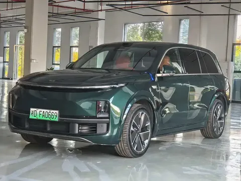 2025 Li Auto L9 Ultra