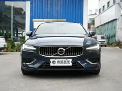 2023 Volvo S60 B4 Luxury, синий — фото 2