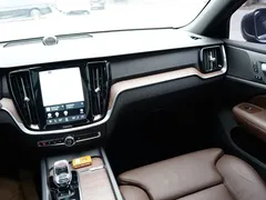 2023 Volvo S60 B4 Luxury, синий — фото 14