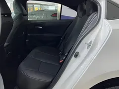 2022 Toyota Levin 185T CVT Luxury, белый — фото 13
