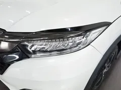 2020 Honda Vezel 220 TURBO CVT Luxury, белый — фото 7