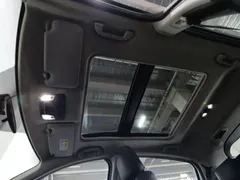 2020 Honda Vezel 220 TURBO CVT Luxury, белый — фото 14