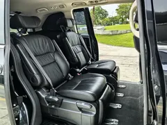 2022 Honda Odyssey 2.0L e:HEV, чёрный — фото 13