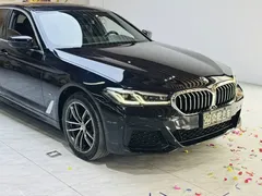 2022 BMW 5 Series 5 525Li M, чёрный — фото 5