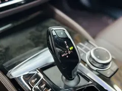 2022 BMW 5 Series 5 525Li M, чёрный — фото 11