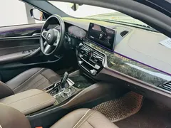 2022 BMW 5 Series 5 525Li M, чёрный — фото 12