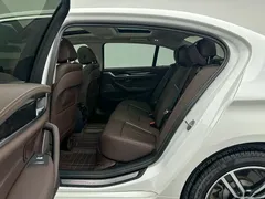 2023 BMW 5 Series 5 530Li, белый — фото 18