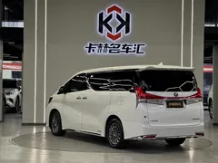 2020 Lexus LM 300h, белый — фото 4