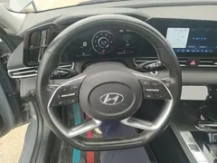 2021 Hyundai Elantra 1.5L CVT LUX Premium — фото 11