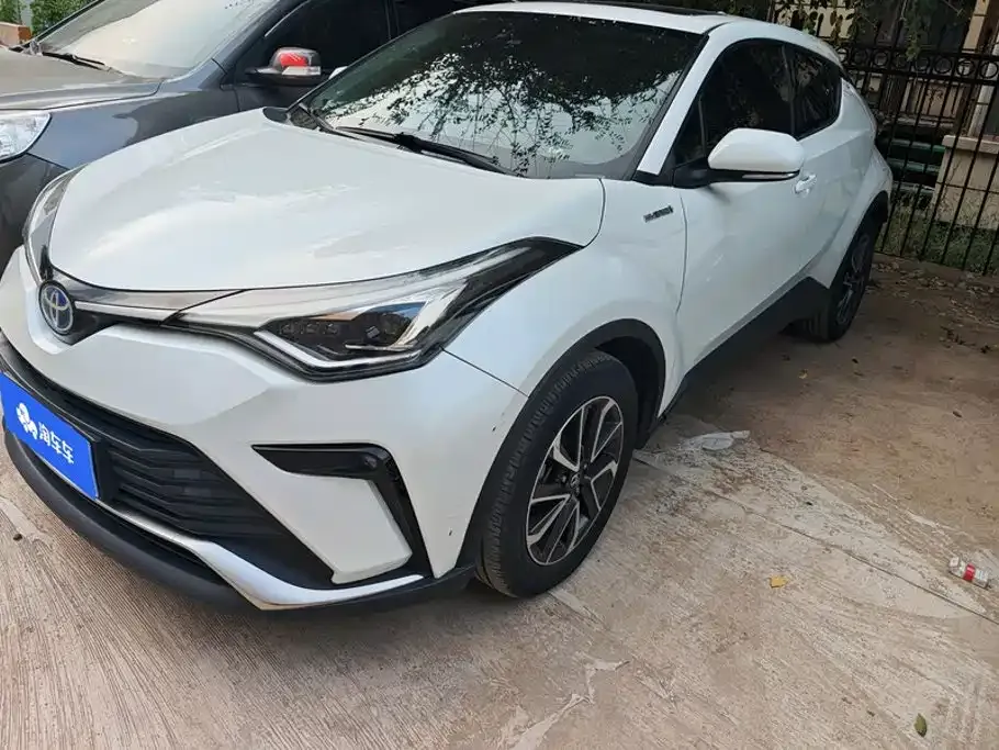 2021 Toyota IZOA Hybrid 2.0L