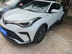 2021 Toyota IZOA Hybrid 2.0L, белый — фото 1