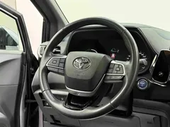 2023 Toyota Sienna 2.5L Hybrid Premium — фото 12