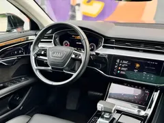 2022 Audi A8L 60 TFSIe quattro, чёрный — фото 8