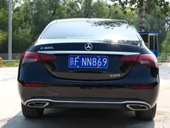 2023 Mercedes-Benz E-Class E 300 L, чёрный — фото 4