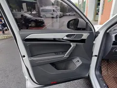 2022 Volkswagen Tayron 330TSI 2WD, белый — фото 6