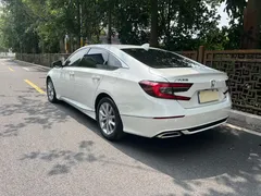 2022 Honda Accord 260TURBO Luxury, белый — фото 4