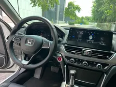 2022 Honda Accord 260TURBO Luxury, белый — фото 15