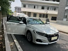 2022 Honda Accord 260TURBO Luxury, белый — фото 21