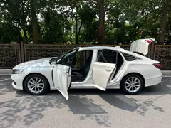2022 Honda Accord 260TURBO Luxury, белый — фото 23