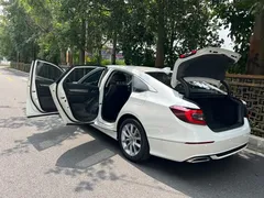 2022 Honda Accord 260TURBO Luxury, белый — фото 24