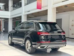 2023 Audi Q7 45 TFSI quattro S line, чёрный — фото 7