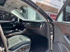 2023 Audi Q7 45 TFSI quattro S line, чёрный — фото 16