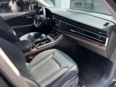 2023 Audi Q7 45 TFSI quattro S line, чёрный — фото 18