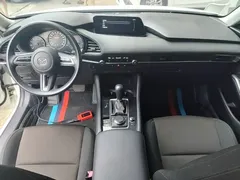 2022 Mazda 3 2.0L AT, белый — фото 10