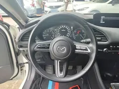 2022 Mazda 3 2.0L AT, белый — фото 11