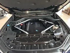 2022 BMW X6 M, чёрный — фото 10