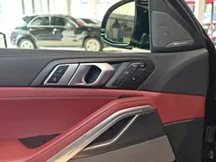 2022 BMW X6 M, чёрный — фото 23