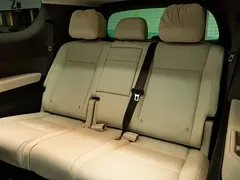 2024 Li Auto MEGA Ultra, белый — фото 20