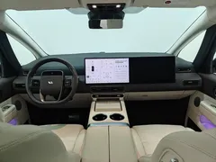 2024 Li Auto MEGA Ultra, белый — фото 21