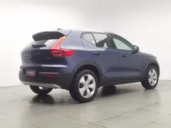 2021 Volvo XC40 T4 4WD, синий — фото 2