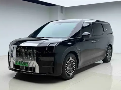 2022 Zeekr 009 WE
