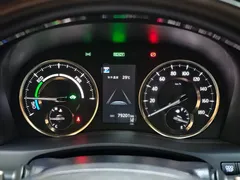 2020 Lexus LM 300h, чёрный — фото 24