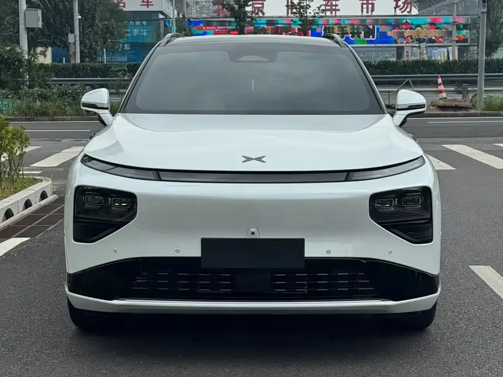 2025 Xpeng G9 625 Max