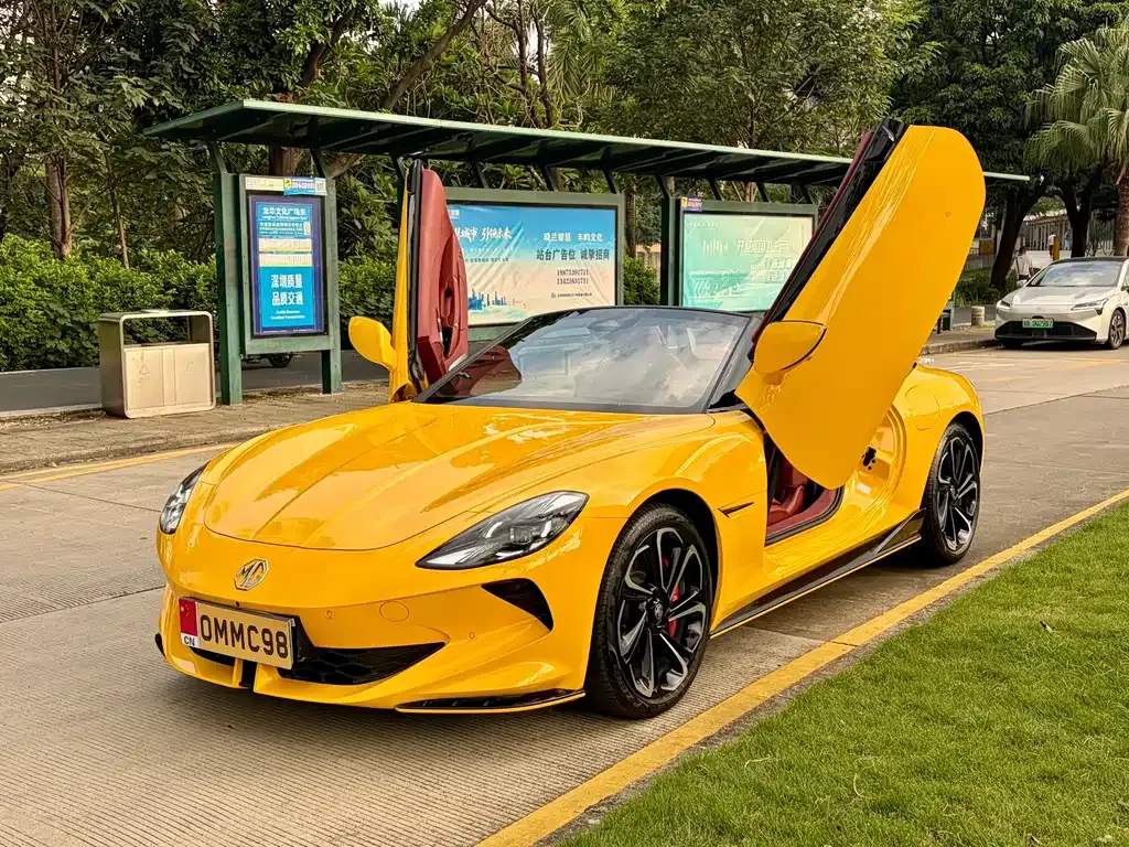 2024 MG Cyberster 520km 4WD